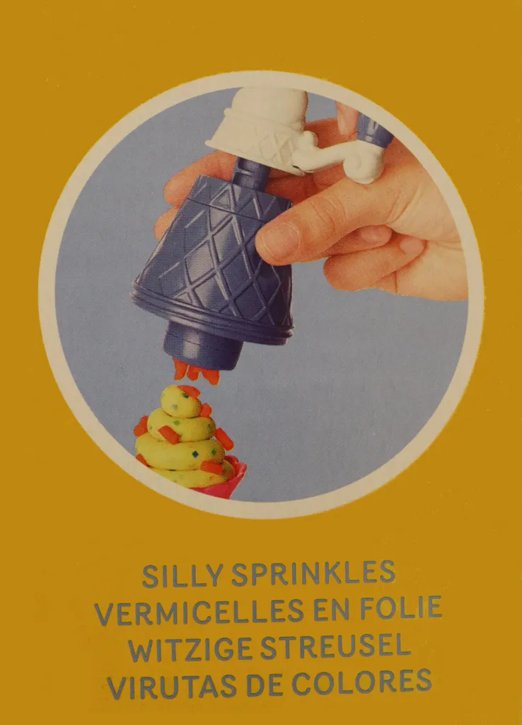 Hasbro Gaming Play-Doh Kitchen Creations Eiscreme Schloss – Bild 14