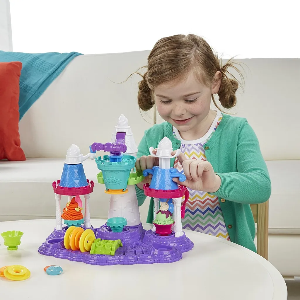Hasbro Gaming Play-Doh Kitchen Creations Eiscreme Schloss – Bild 4